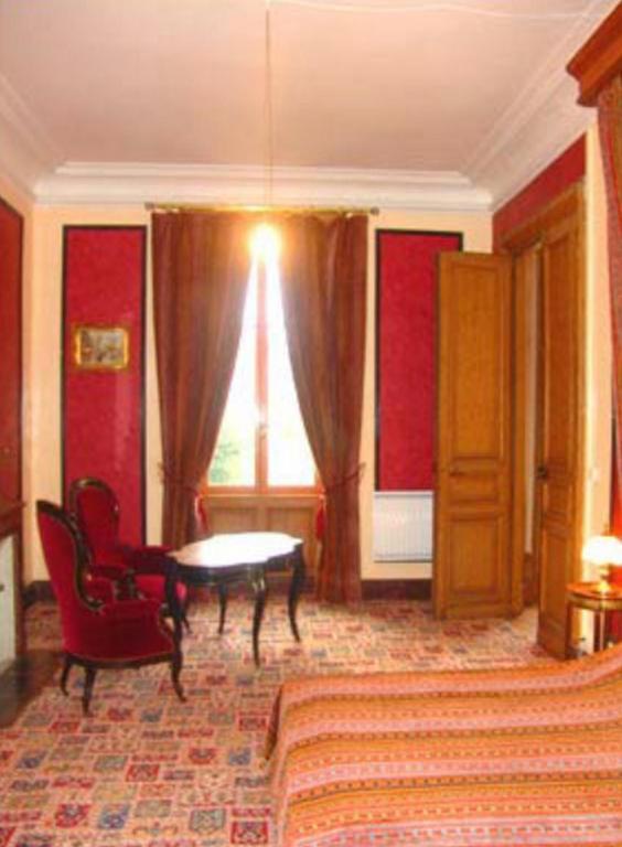 Chateau De La Court D'Aron Saint-Cyr-en-Talmondais Habitación foto